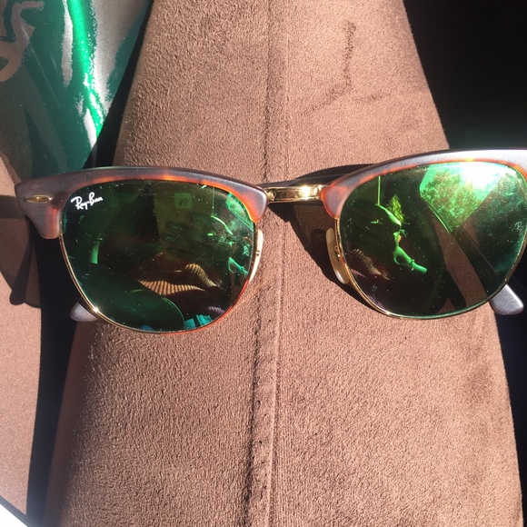 Ray Ban sunglasses. Only worn a few times.