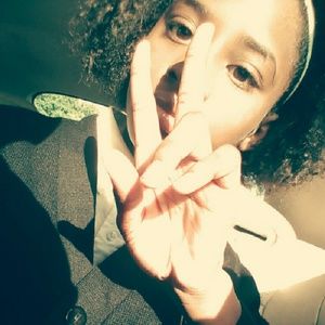 Meet your Posher, Antaria