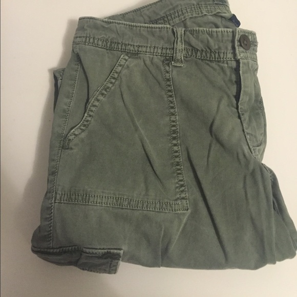 American Eagle skinny cargo pants