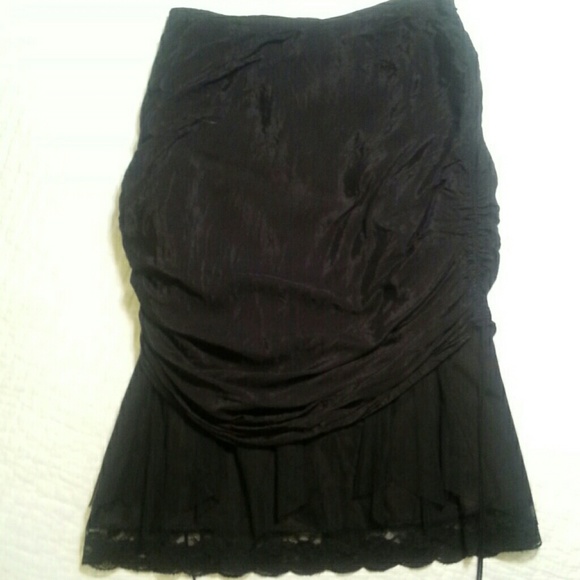 Black skirt