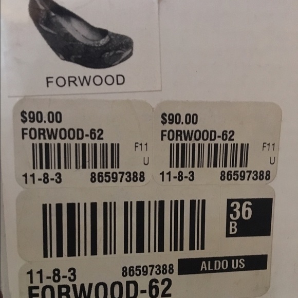 Aldo red snake print wedge - Picture 3 of 3