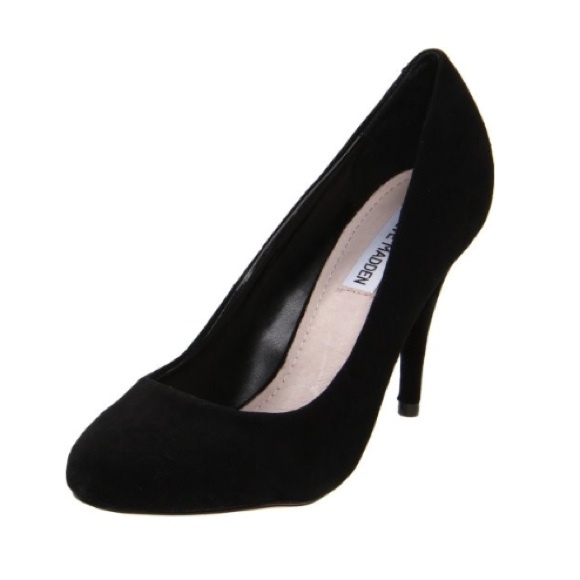 Steve Madden Shoes - 🚫SOLD🚫😍 Steve Madden Unityy Suede Pumps