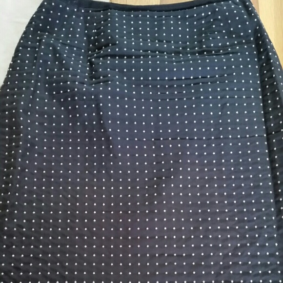 Kate Hill pencil skirt - Picture 2 of 4