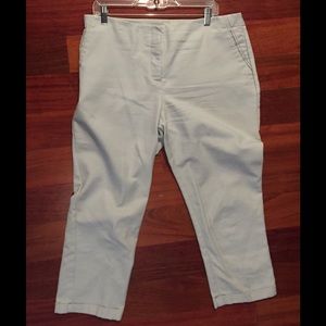 So Slimming by Chico's Pearl Gray Cropped Pants