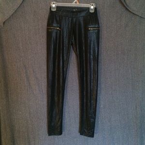 Black snake patterned leggings