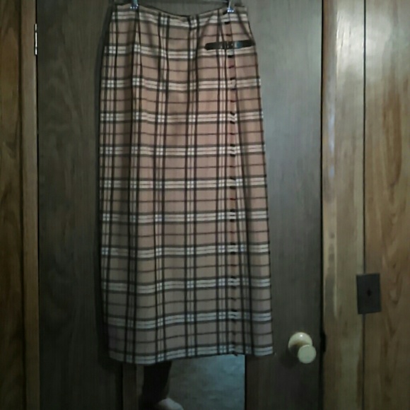 Plaid skirt