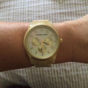 Michael Kors Light Tortoise Watch
