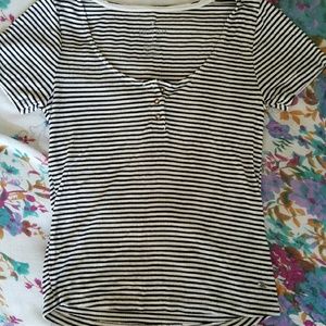 American Eagle black and white striped shirt.