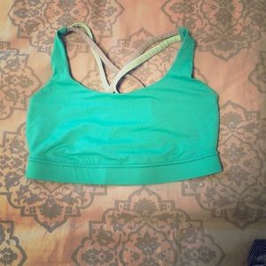 Lululemon energy bra size 8