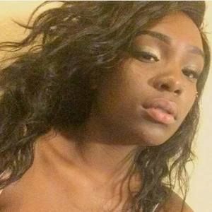 Meet your Posher, Mercedes