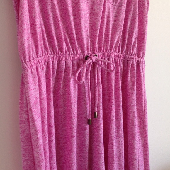 ❌SOLD❌📦DONATE📦 Pink Drawstring Hi-Low Dress - Picture 3 of 4