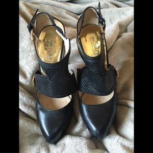 Michael Kors black pump heels