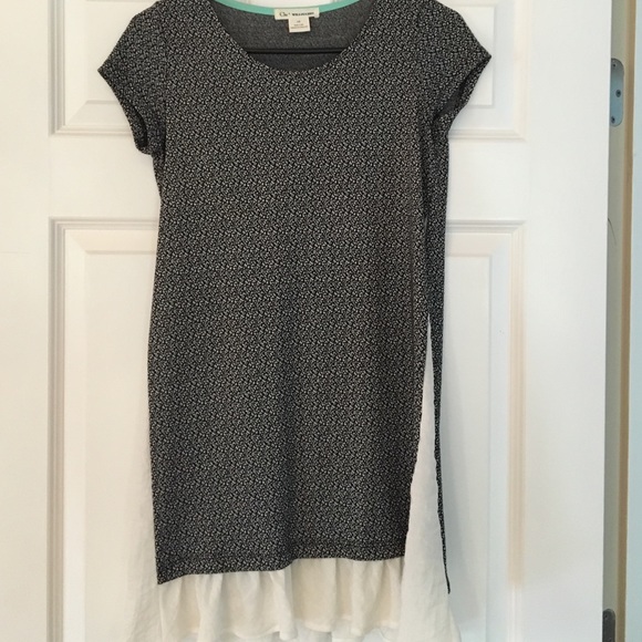 EUC black and white tunic