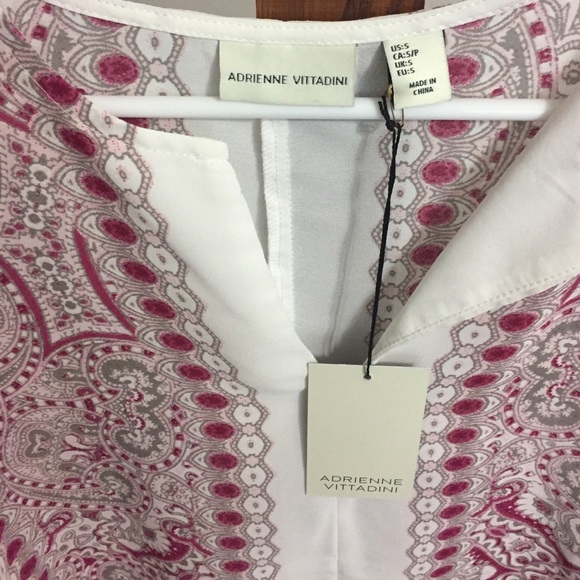 NWT flowy top - Picture 2 of 3