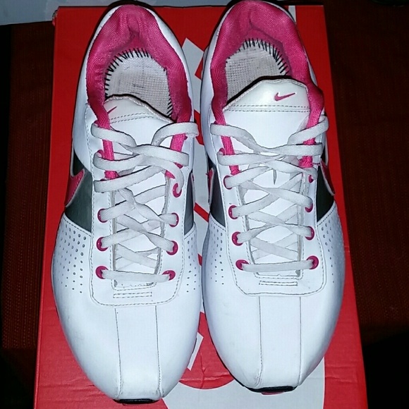 Girls Nike Shox sz 7Y