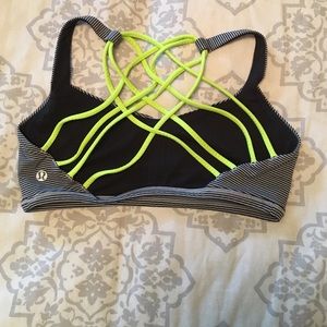 Free to be wild bra, size 8