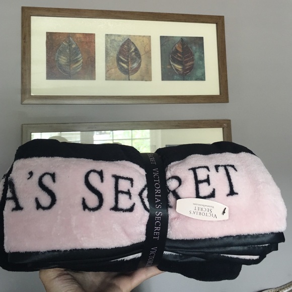 VS fur blanket