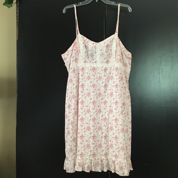 Dress - Picture 1 of 2