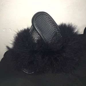 Nike fur slippers