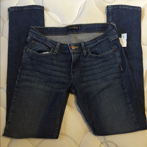 Size 9 skinny Levi's