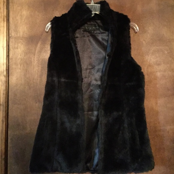 Faux Fur Black Vest Sz Small