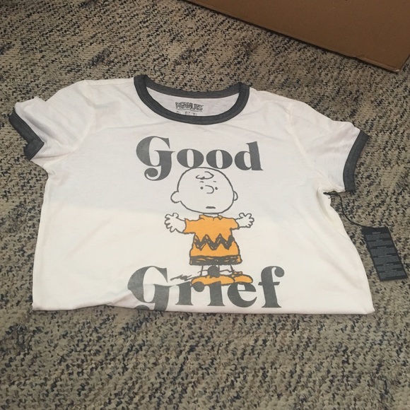 Peanuts tee