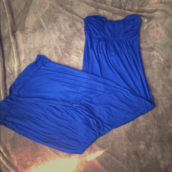 Maxi w/ Cut Out Back
