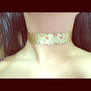 kimono silk gold choker