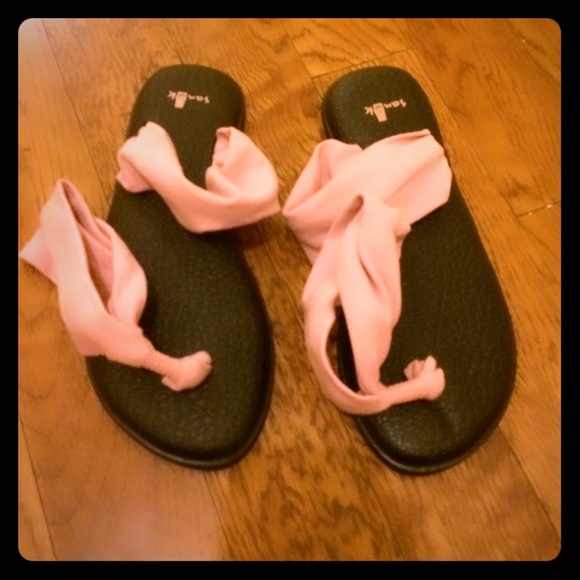 Sanuk yoga sling sandals