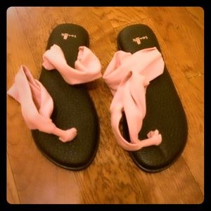 Sanuk yoga sling sandals