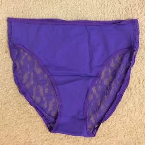 New Victoria's Secret Purple Lace Panty - Large