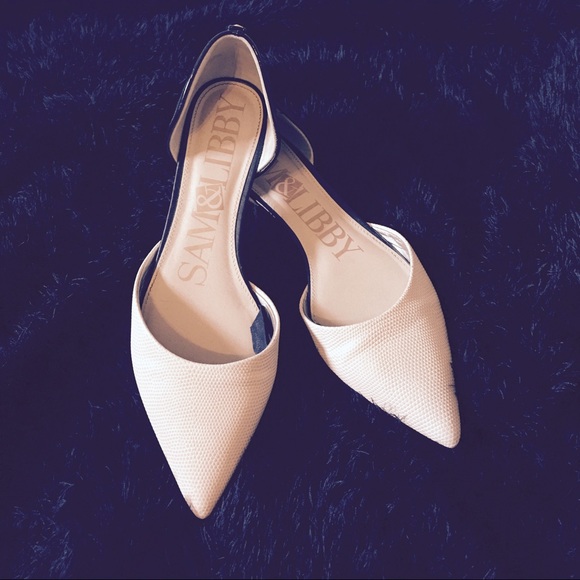 Nude and Black Flats