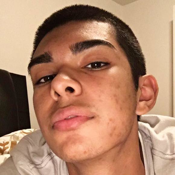 Meet your Posher, Axel - Picture 1 of 1