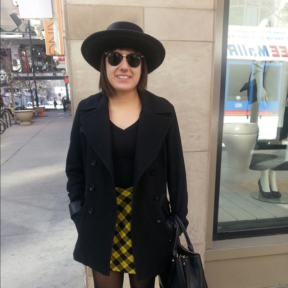 Meet your Posher, Annalisa - Picture 3 of 4