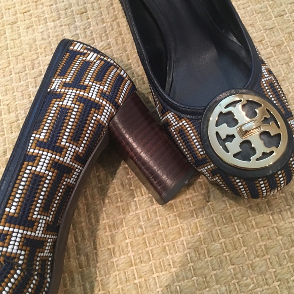 Tory Burch Navy Pumps
