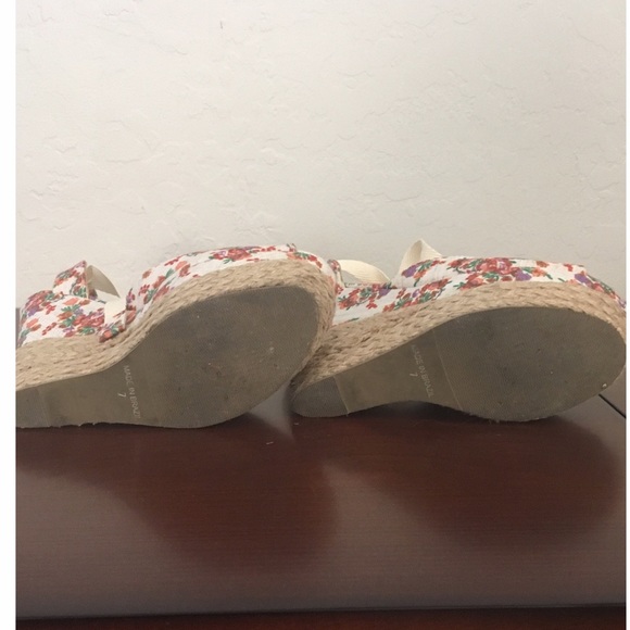 Ankle wrap wedges by Sergio Zelcer - Picture 4 of 4