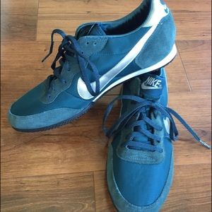 Turquoise Nike Sneakers