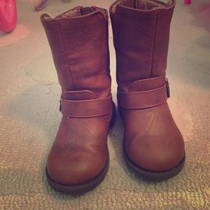 Cherokee brown toddler boots size 5