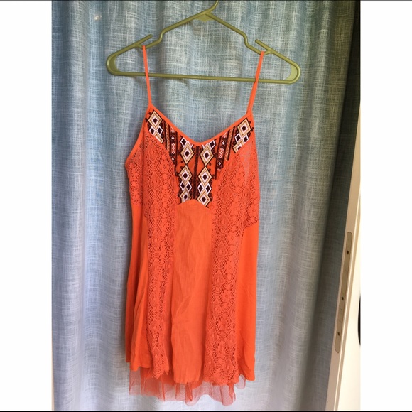 NWT buckle tunic top :)