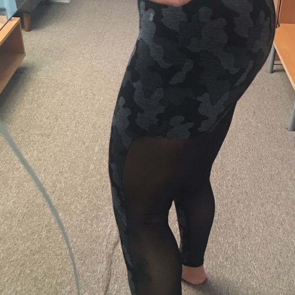 Benjamin Jay Fashionable Leggings - Picture 4 of 4