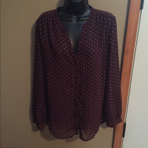 Burgundy w/pink dots long sleeve Top.
