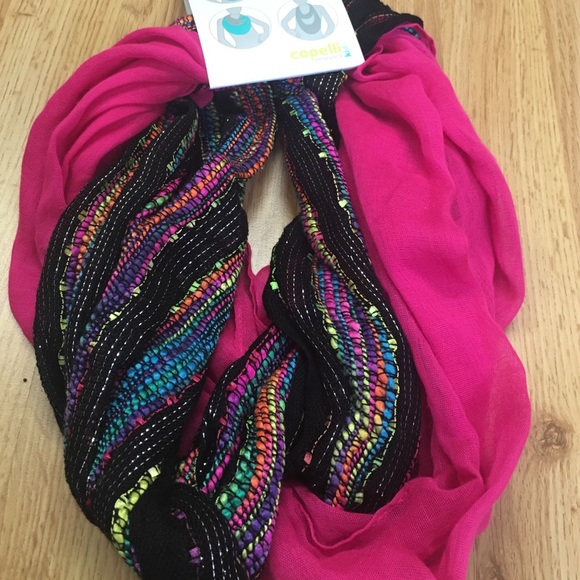 2 scarfs