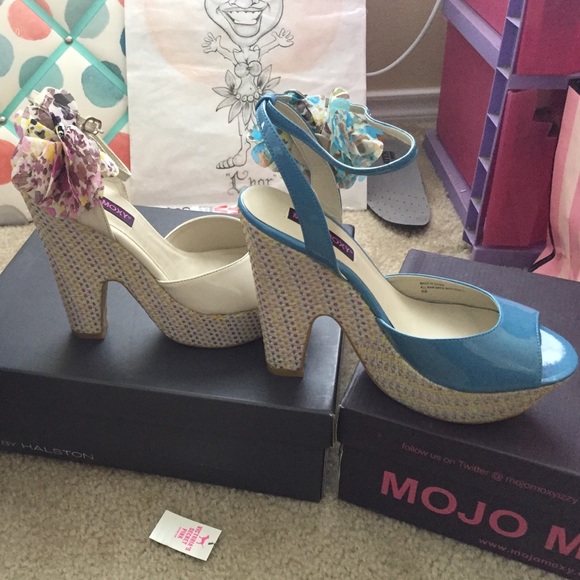 Mojo Moxy Heels - Picture 1 of 3