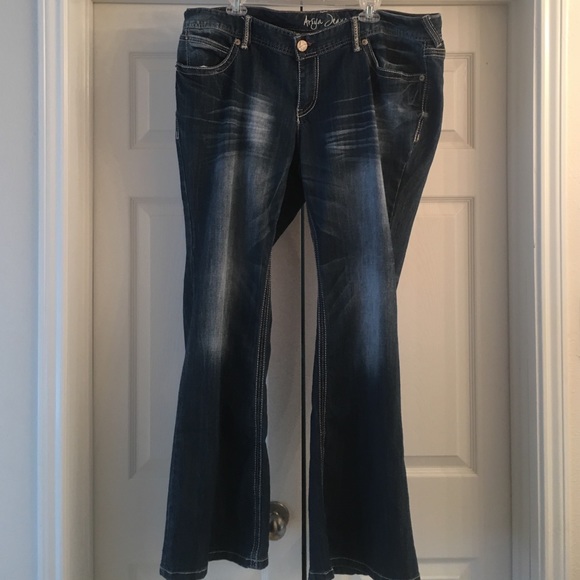 Ariya Flare Bootcut Jeans