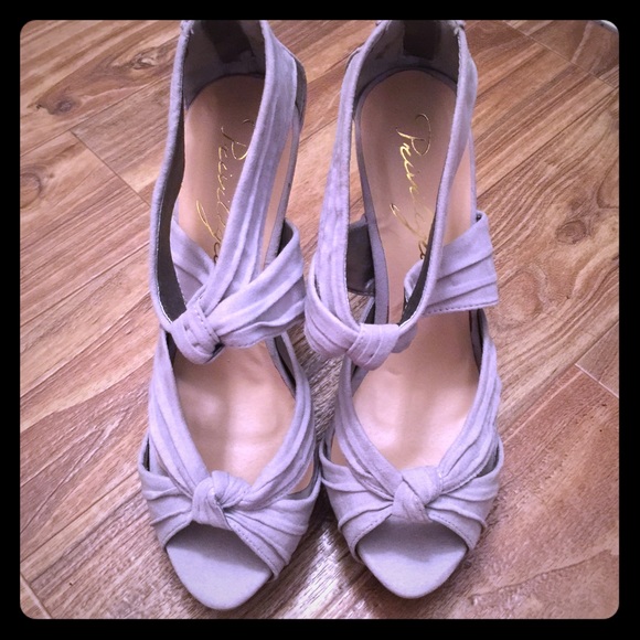 JustFab Gray Mason Heels