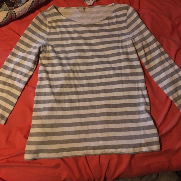 Really cute strip j crew shirt