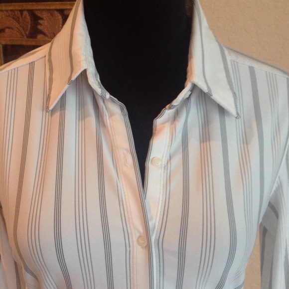 Express pinstriped stretch top - Picture 2 of 2