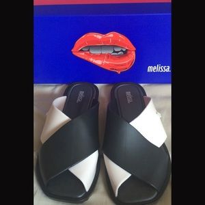 NIB Melissa "Sauce" Sandals