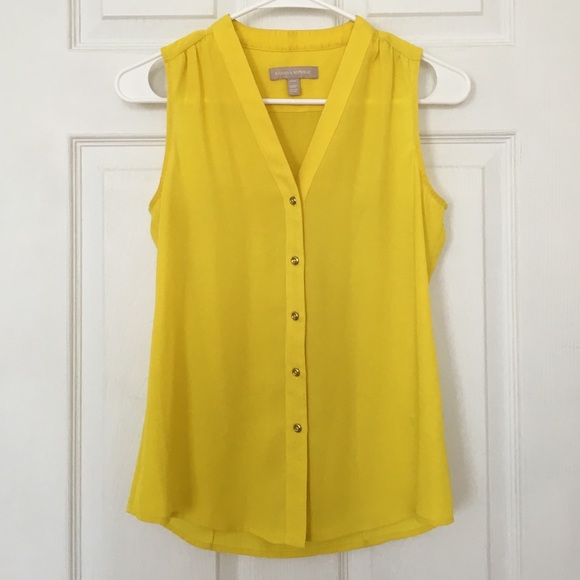 Banana Republic v-neck blouse