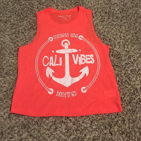 Anchor crop top